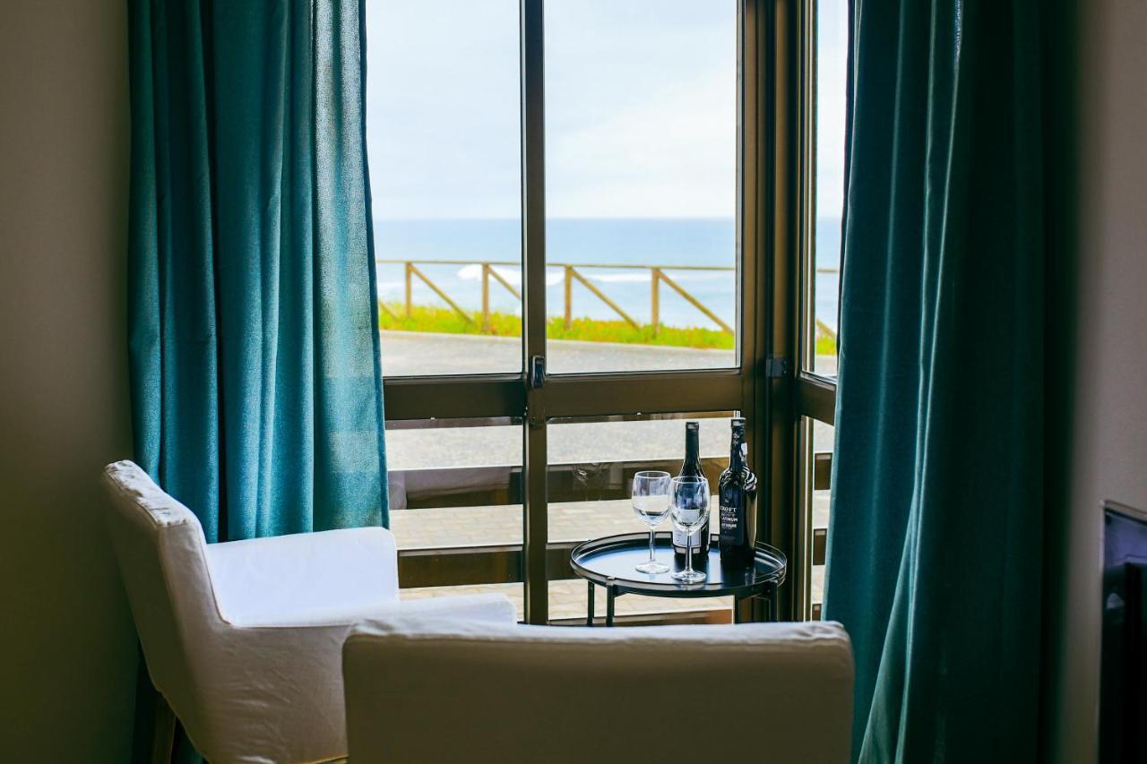 Enjoy View Apartment - Ocean, Surf, Beach, Eat & Work Atouguia Da Baleia Kültér fotó